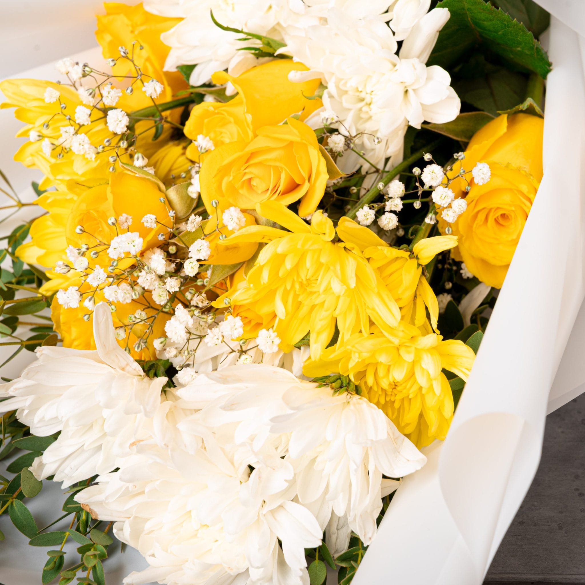 The Yellow White Bouquet - Image 2